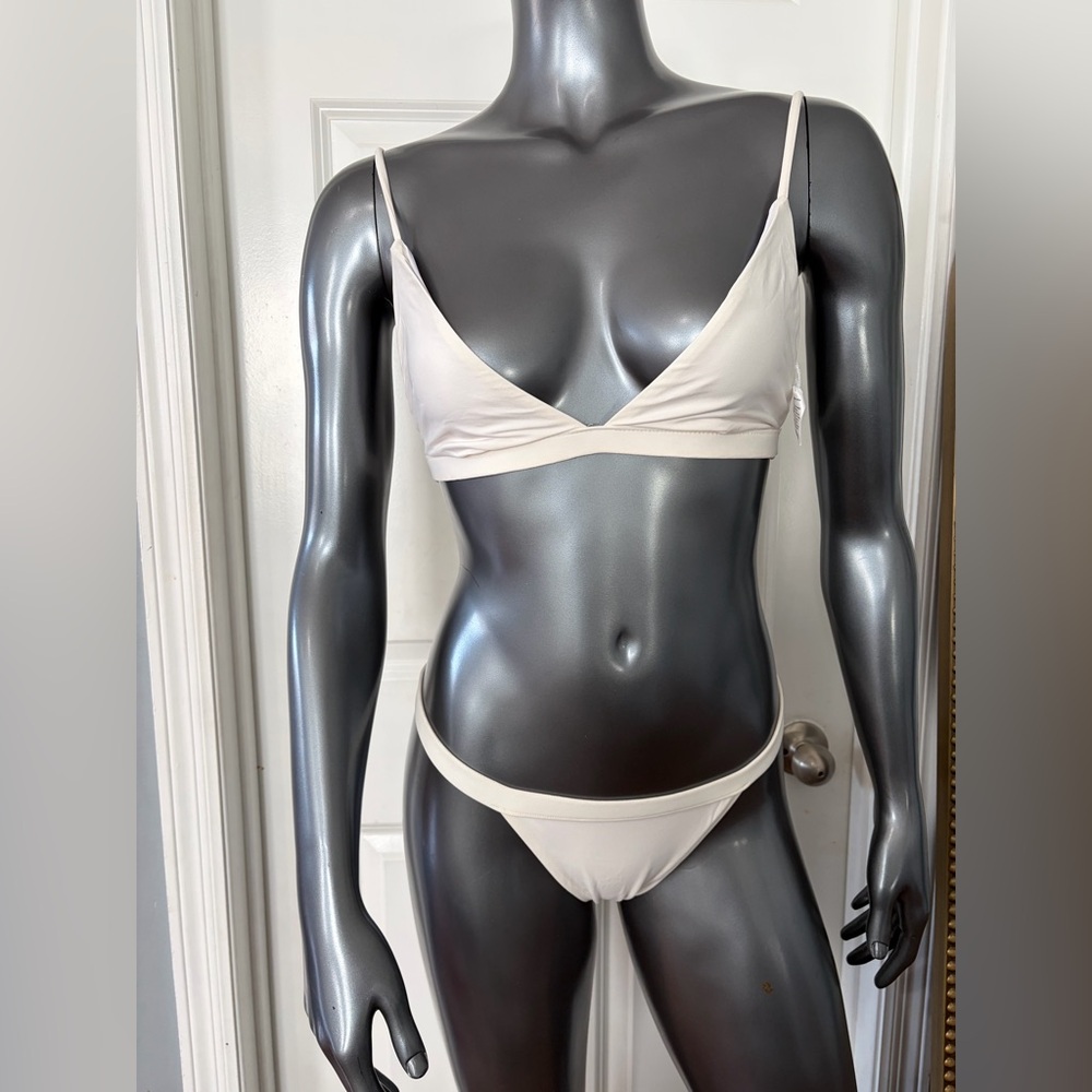 NWT VENUS Ivory Triangle Low Rise Bikini Set